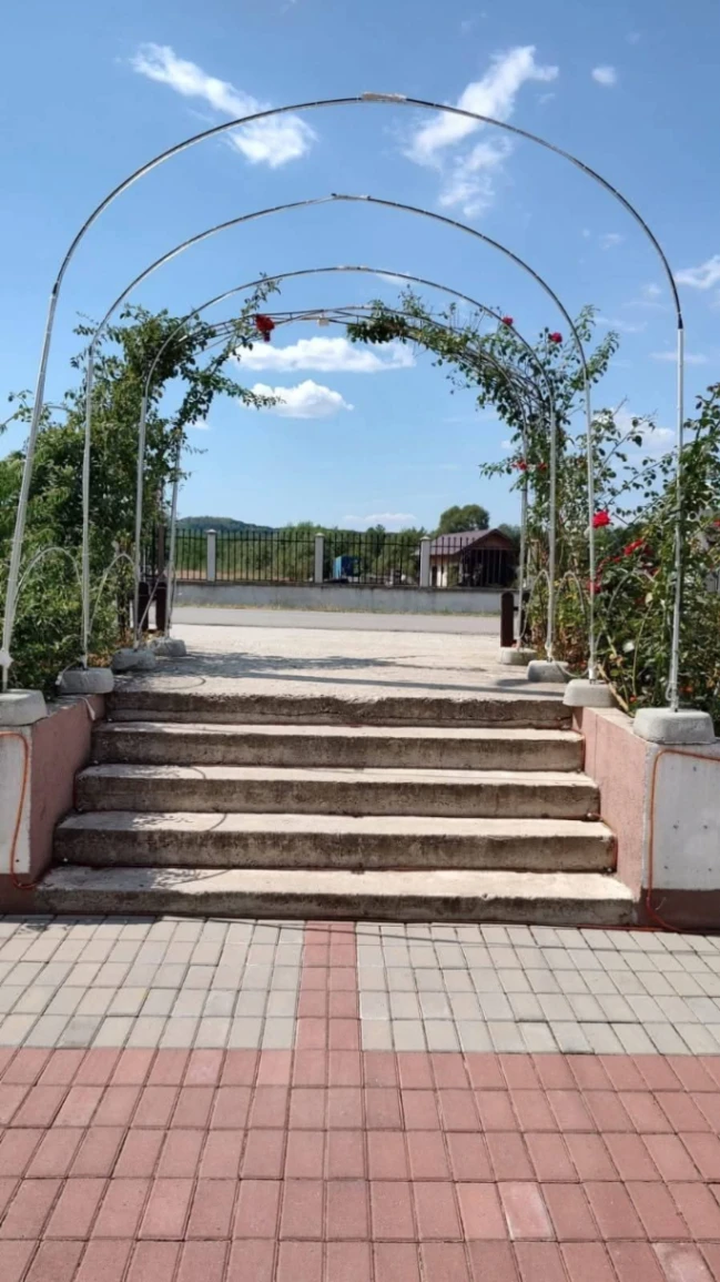 HoReCa – De Vânzare – Slătioara – 16 – camere – Pensiune și Restaurant de Vânzare în Milostea! Preț 590.000 Euro!❤️ 0772203164 – Alina Cozma