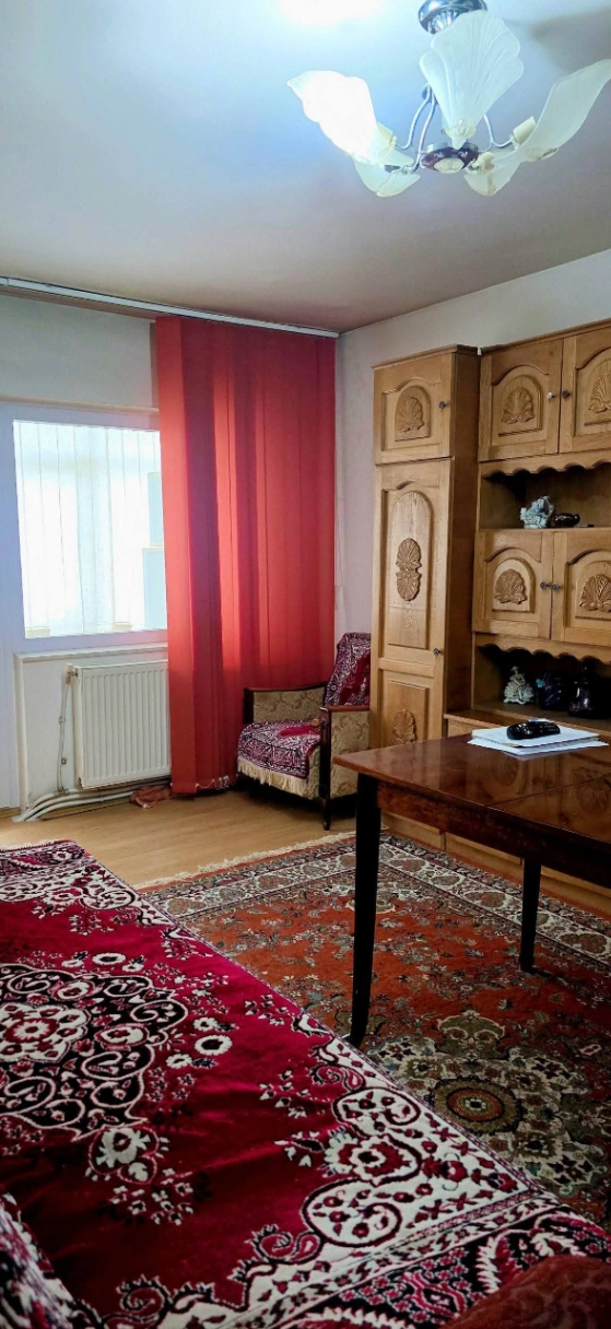 Apartament – De Vânzare – Râmnicu Vâlcea – 4 – camere – ❤️Apartament de Vânzare –4 Camere, Râmnicu Vâlcea. Preț 115.000 Euro 0772 203 164 – Alina