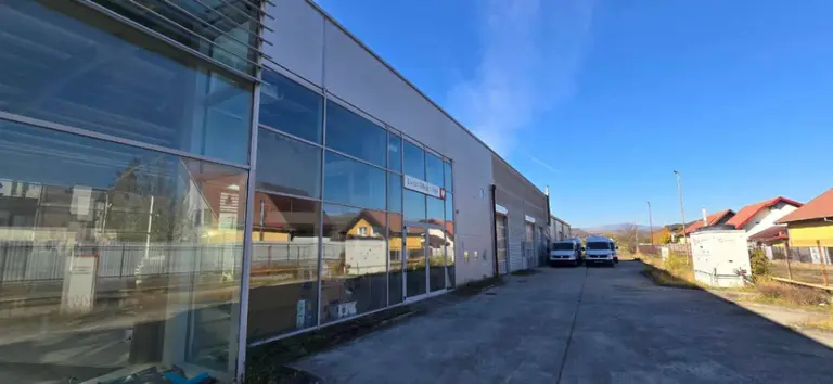 Industrial – De Vânzare – Râmnicu Vâlcea – 3 – camere – ❤️Showroom Premium de Vânzare sau Închiriere Locație EXCEPȚIONALĂ
