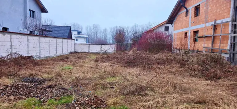 Teren – De Vânzare – Bujoreni – metri patrati – Teren Intravilan în Bujoreni, Vâlcea! Preț 39950 Euro