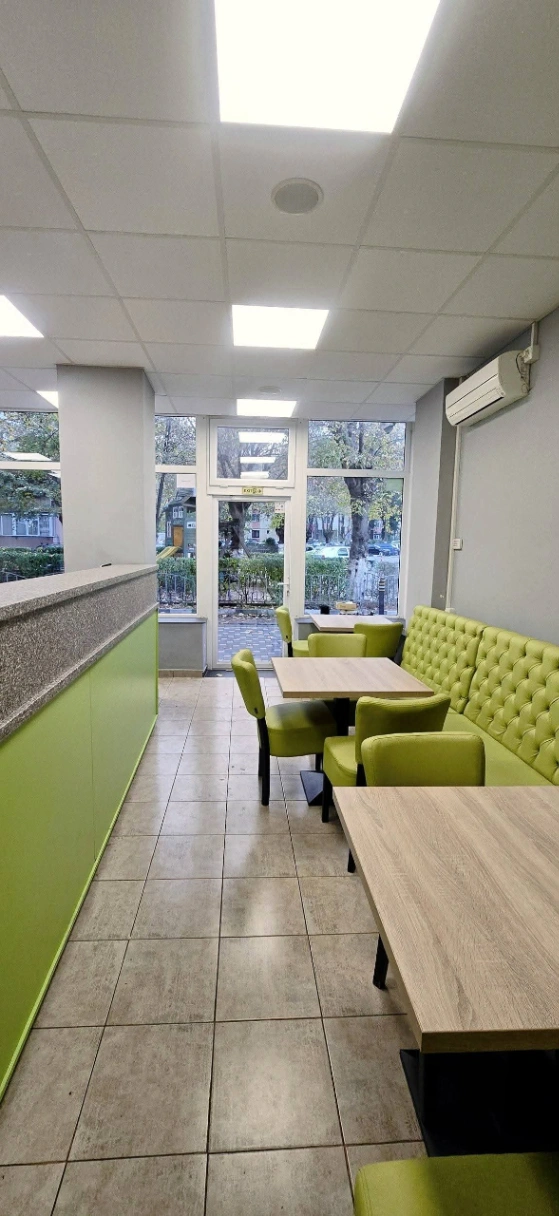 Comercial – De Vânzare – Râmnicu Vâlcea – 5 – camere – ❤️ Spațiu Comercial Premium de Vânzare – Zona Nord ✨ 📍 Strada Rapsodiei, Bloc H7 – Parter