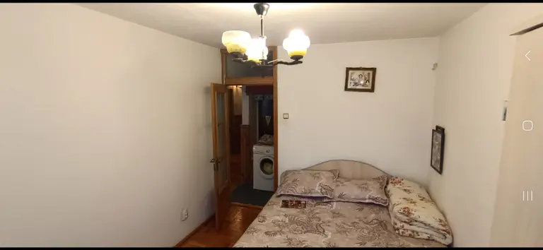 Apartament – De Vânzare – Râmnicu Vâlcea – 3 – camere – Apartament De Vânzare în Râmnicu Vâlcea, Strada Republicii! Preț 93.000 Euro