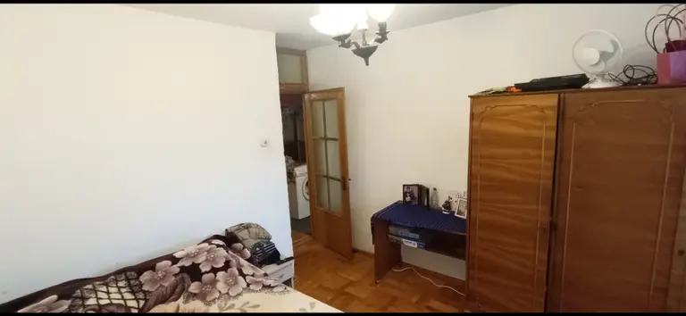 Apartament – De Vânzare – Râmnicu Vâlcea – 3 – camere – Apartament De Vânzare în Râmnicu Vâlcea, Strada Republicii! Preț 93.000 Euro