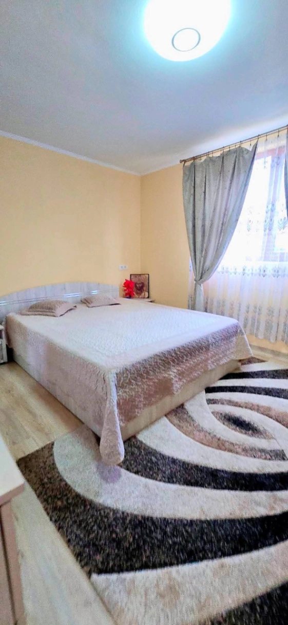 Casă – De Vânzare – Ionești – 3 – camere – Casă de Vânzare la Ionești, Preț 115.000 Euro! 0772 203 164- Alina Cozma