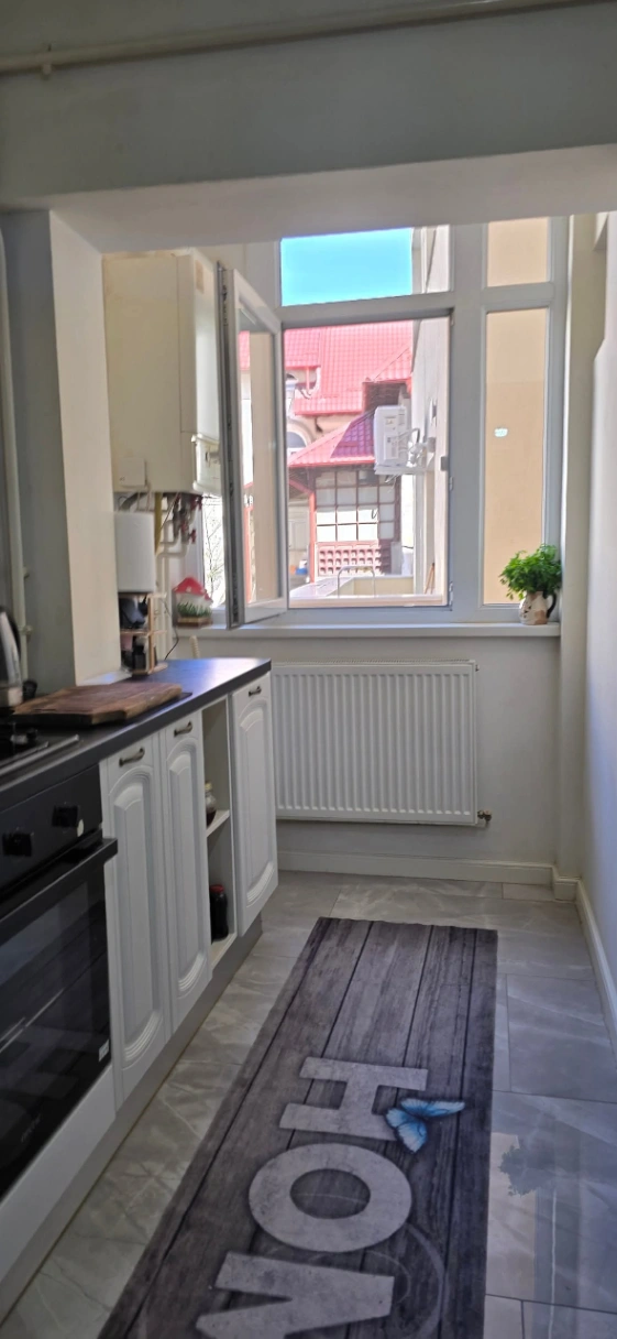Apartament – De Vânzare – Râmnicu Vâlcea – 3 – camere – Apartament cu 3 Camere, Calea Lui Traian – Episcopie. 0772 203 164- Alina Cozma