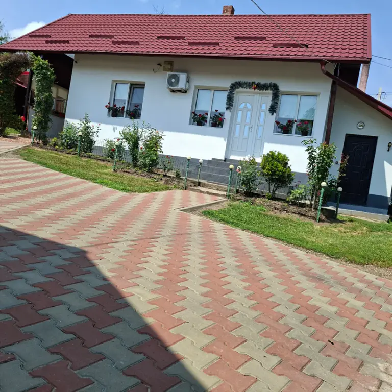 Casă – De Vânzare – Adâncata – 3 – camere – Casa Adancata Suceava…