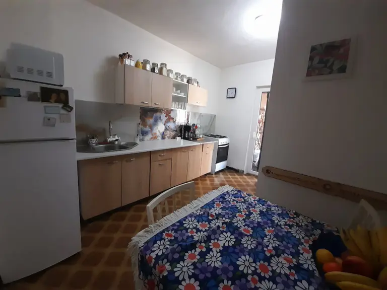 Apartament – De Închiriat – Crișcior – 4 – camere – Chirie la 5 km de centrul Bradului (jud Hunedoara) in Gura Barza
