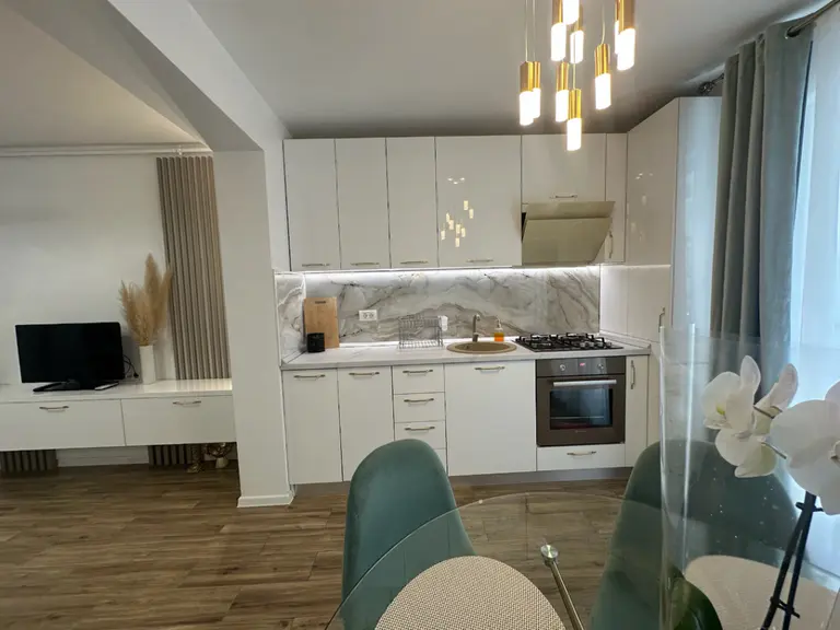 Apartament – De Vânzare – Constanța – 2 – camere – Proprietar vând apartament în Mamaia Nord lângă Lidl