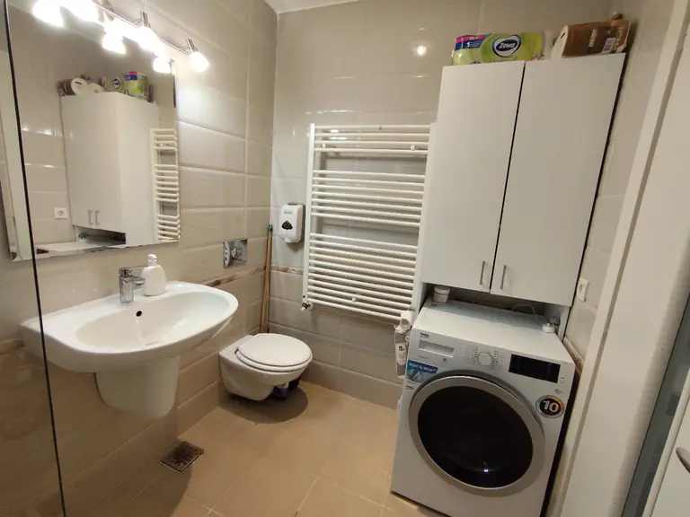Apartament – De Vânzare – Brașov – 2 – camere – Apartament 2 camere Top City Brașov – mobilat și utilat complet + parcare și boxă