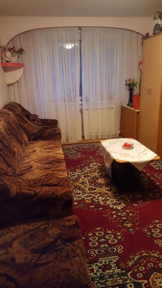 Apartament – De Vânzare – București Sectorul 5 – 3 – camere – Vand apartament 3 camere cf.1 Rahova-Sebastian str.Tutunari