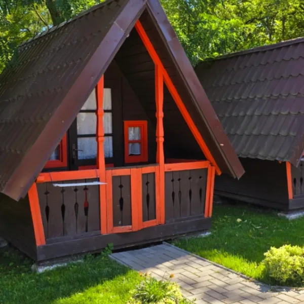 Casă – De Vânzare – Ocnele Mari – 1 – camere – 🏡 15 CĂSUȚE DE POVESTE