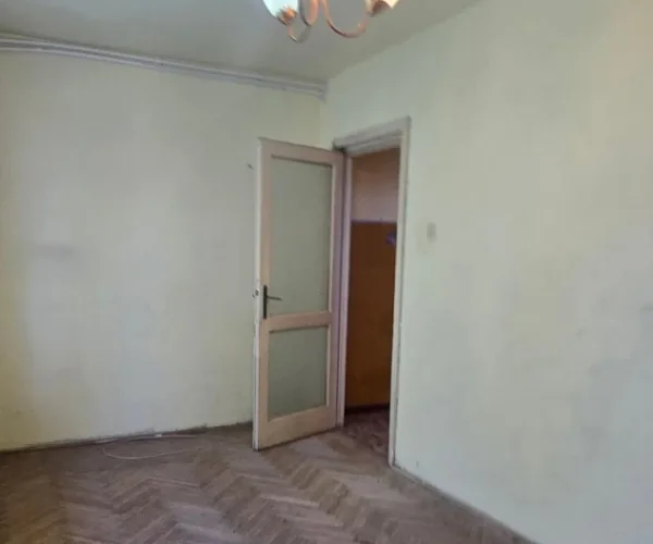 Apartament – De Vânzare – Râmnicu Vâlcea – 3 – camere – Apartament Zonă Centrală