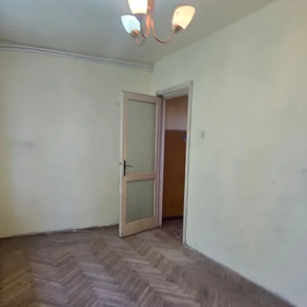 Apartament – De Vânzare – Râmnicu Vâlcea – 3 – camere – Apartament Zonă Centrală