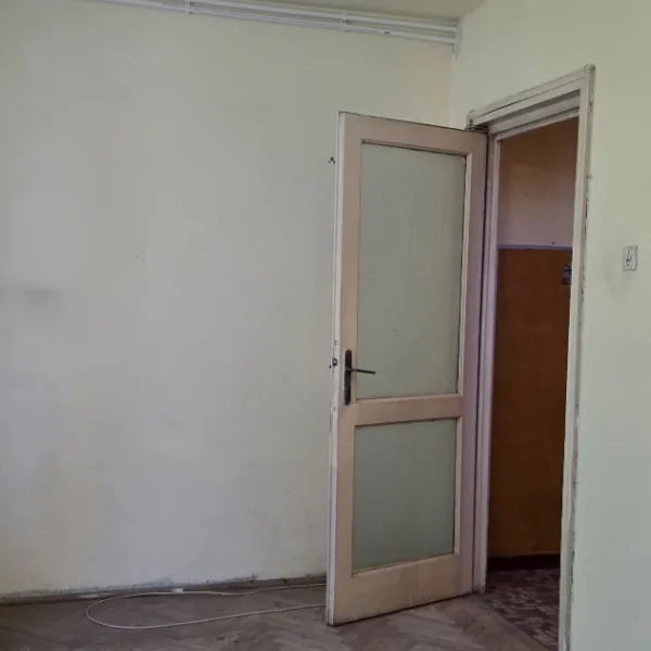 Apartament – De Vânzare – Râmnicu Vâlcea – 3 – camere – Apartament Zonă Centrală