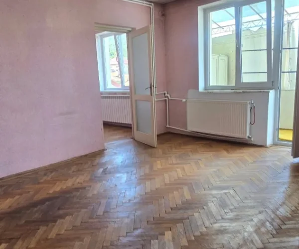 Apartament – De Vânzare – Râmnicu Vâlcea – 3 – camere – Apartament Zonă Centrală