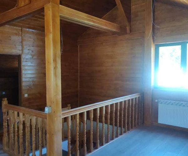 Casă – De Vânzare – Voineasa – 9 – camere – Casă (Pensiune) de Vânzare