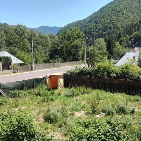 Casă – De Vânzare – Voineasa – 9 – camere – Casă (Pensiune) de Vânzare