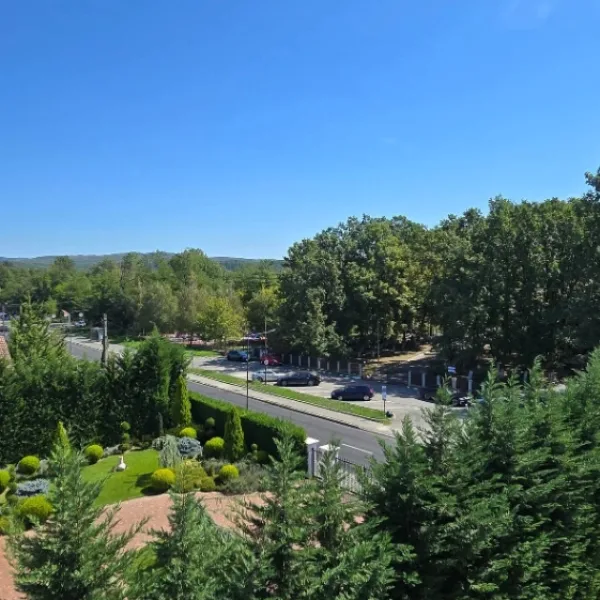 Apartament – De Vânzare – Râmnicu Vâlcea – 3 – camere – Apartament de Vânzare + Parcare exterioară