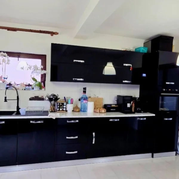 Casă – De Vânzare – Râmnicu Vâlcea – 3 – camere – ❤️ Casă de Vânzare în Vâlcea – Copăcelu 📍 Preț: 215.000