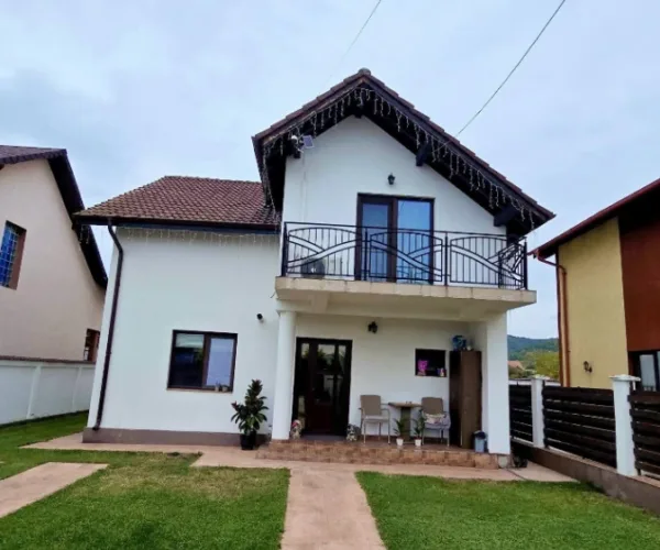 Casă – De Vânzare – Râmnicu Vâlcea – 3 – camere – ❤️ Casă de Vânzare în Vâlcea – Copăcelu 📍 Preț: 215.000