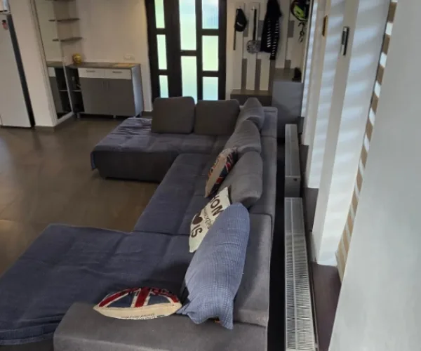 Casă – De Vânzare – Râmnicu Vâlcea – 3 – camere – ❤️Casă de Vânzare în Râmnicu Vâlcea – Intrarea Episcop Inochentie. Preț 227.500 Euro 0772 203 164