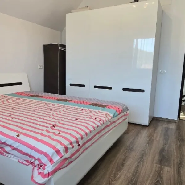 Casă – De Vânzare – Râmnicu Vâlcea – 3 – camere – ❤️Casă de Vânzare în Râmnicu Vâlcea – Intrarea Episcop Inochentie. Preț 227.500 Euro 0772 203 164