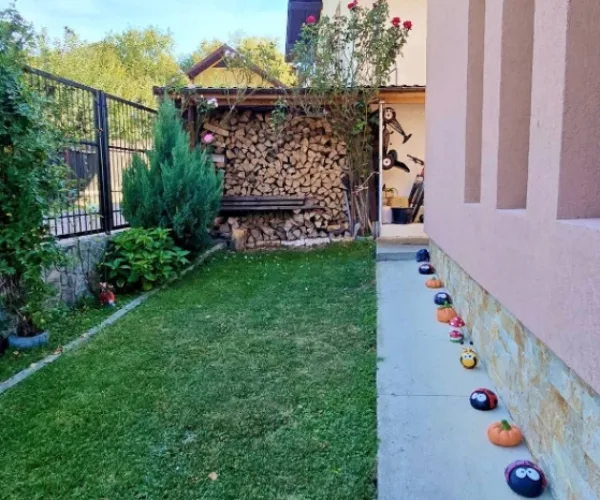 Casă – De Vânzare – Râmnicu Vâlcea – 3 – camere – ❤️Casă de Vânzare în Râmnicu Vâlcea – Intrarea Episcop Inochentie. Preț 227.500 Euro 0772 203 164