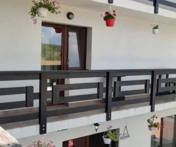 HoReCa – De Vânzare – Slătioara – 16 – camere – Pensiune și Restaurant de Vânzare în Milostea! Preț 590.000 Euro!❤️ 0772203164 – Alina Cozma
