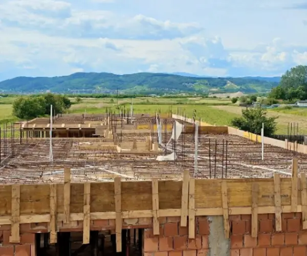Casă – De Vânzare – Budești – 3 – camere – COMPLEX REZIDENȚIAL BUDEȘTI–RÂMNICU VÂLCEA! 🌟 135.000 EURO + TVA Telefon 0772203164 Alina Cozma
