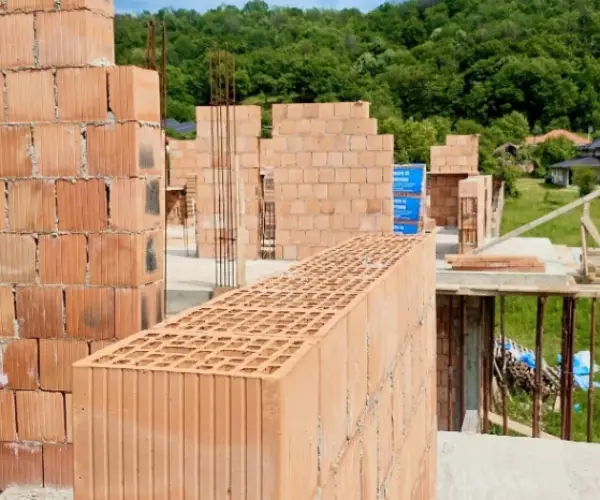 Casă – De Vânzare – Budești – 3 – camere – COMPLEX REZIDENȚIAL BUDEȘTI–RÂMNICU VÂLCEA! 🌟 135.000 EURO + TVA Telefon 0772203164 Alina Cozma
