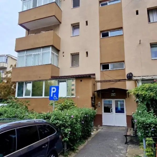 Apartament – De Vânzare – Râmnicu Vâlcea – 4 – camere – ❤️Apartament de Vânzare –4 Camere, Râmnicu Vâlcea. Preț 115.000 Euro 0772 203 164 – Alina