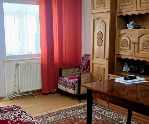 Apartament – De Vânzare – Râmnicu Vâlcea – 4 – camere – ❤️Apartament de Vânzare –4 Camere, Râmnicu Vâlcea. Preț 115.000 Euro 0772 203 164 – Alina