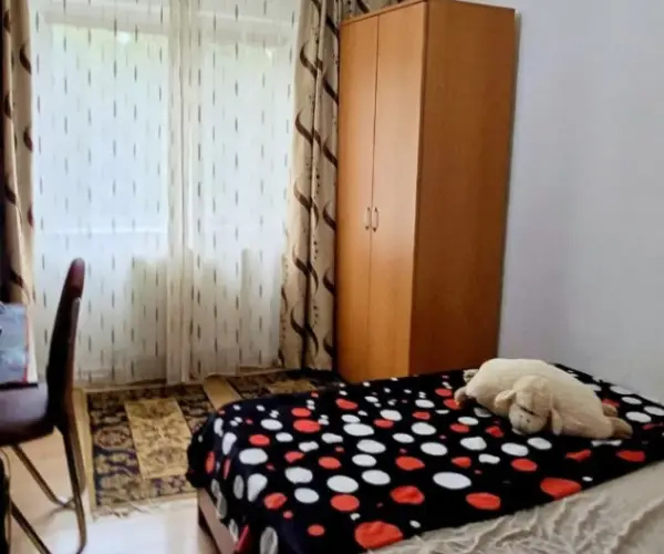 Apartament – De Vânzare – Râmnicu Vâlcea – 4 – camere – ❤️Apartament de Vânzare –4 Camere, Râmnicu Vâlcea. Preț 115.000 Euro 0772 203 164 – Alina