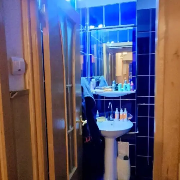 Apartament – De Vânzare – Râmnicu Vâlcea – 4 – camere – ❤️Apartament de Vânzare –4 Camere, Râmnicu Vâlcea. Preț 115.000 Euro 0772 203 164 – Alina