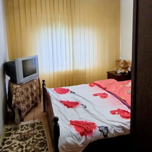 Apartament – De Vânzare – Râmnicu Vâlcea – 4 – camere – ❤️Apartament de Vânzare –4 Camere, Râmnicu Vâlcea. Preț 115.000 Euro 0772 203 164 – Alina