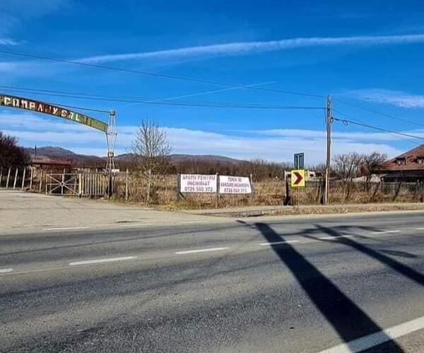 Teren – De Vânzare – Râmnicu Vâlcea – metri patrati – Teren Intravilan în Căzănești, Vâlcea