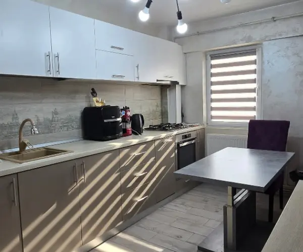 Apartament – De Vânzare – Râmnicu Vâlcea – 3 – camere – Apartament de Vânzare în Râmnicu Vâlcea!