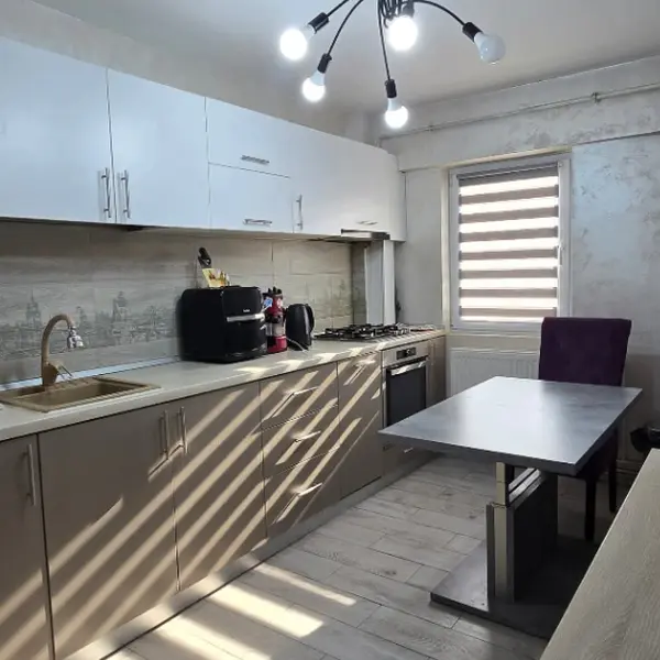 Apartament – De Vânzare – Râmnicu Vâlcea – 3 – camere – Apartament de Vânzare în Râmnicu Vâlcea!