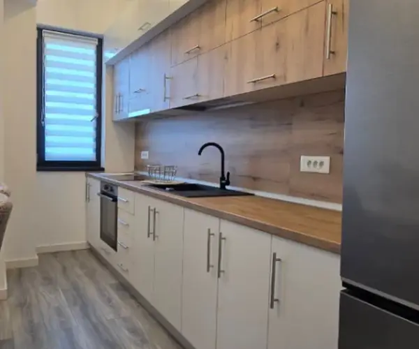 Apartament – De Închiriat – Râmnicu Vâlcea – 3 – camere – ❤️ APARTAMENT DE LUX CU 3 CAMERE – DE ÎNCHIRIAT❤️ Preț 600 Euro/Lună Telefon 0772 203 164