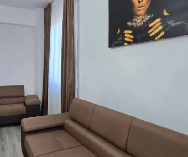 Apartament – De Închiriat – Râmnicu Vâlcea – 3 – camere – ❤️ APARTAMENT DE LUX CU 3 CAMERE – DE ÎNCHIRIAT❤️ Preț 600 Euro/Lună Telefon 0772 203 164