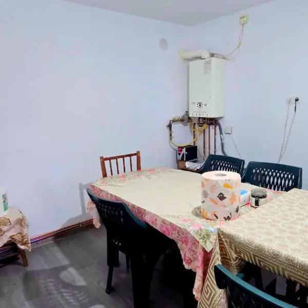Casă – De Vânzare – Orlești – 4 – camere – Casă de Vânzare în Orlești, Județul Vâlcea