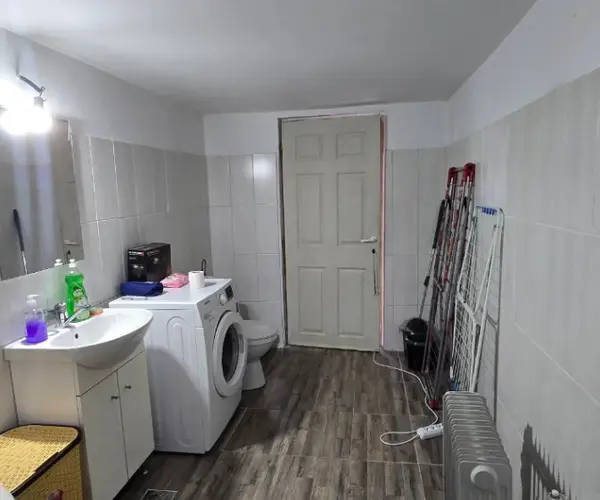 Casă – De Vânzare – Orlești – 4 – camere – Casă de Vânzare în Orlești, Județul Vâlcea