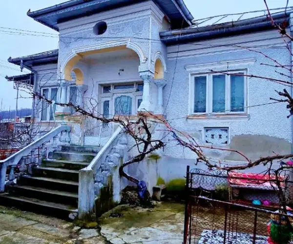 Casă – De Vânzare – Orlești – 4 – camere – Casă de Vânzare în Orlești, Județul Vâlcea