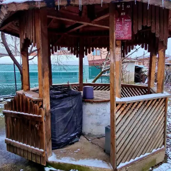 Casă – De Vânzare – Orlești – 4 – camere – Casă de Vânzare în Orlești, Județul Vâlcea