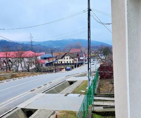 Casă – De Vânzare – Berislăvești – 4 – camere – Casă de Vânzare în Berislăvești- Județul Vâlcea
