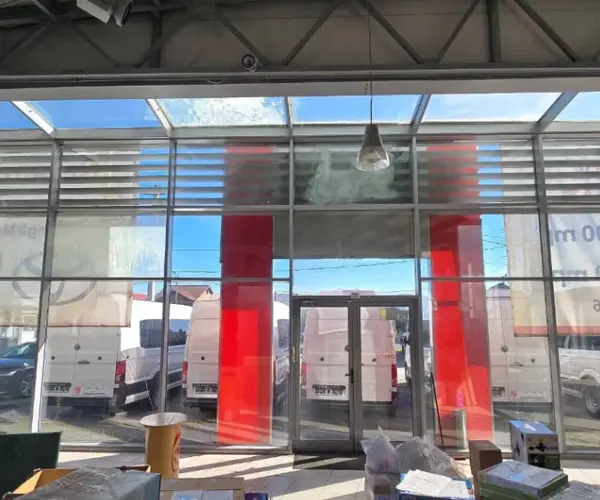Industrial – De Vânzare – Râmnicu Vâlcea – 3 – camere – ❤️Showroom Premium de Vânzare sau Închiriere Locație EXCEPȚIONALĂ