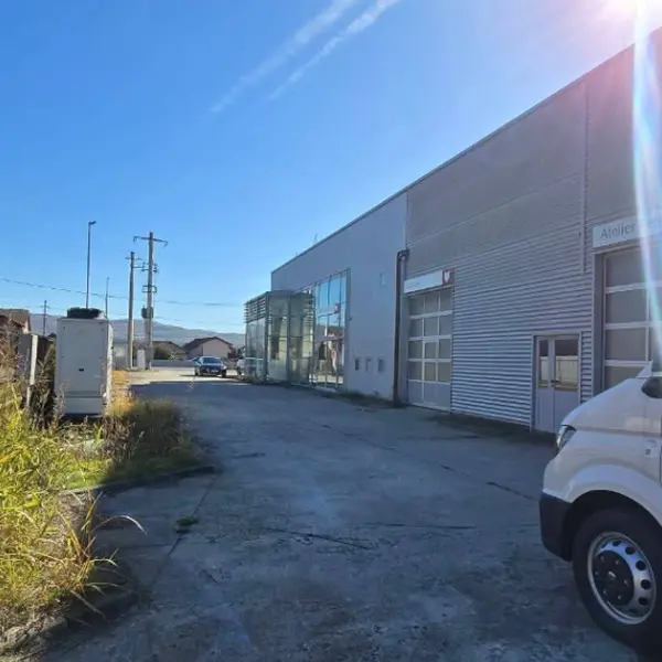 Industrial – De Vânzare – Râmnicu Vâlcea – 3 – camere – ❤️Showroom Premium de Vânzare sau Închiriere Locație EXCEPȚIONALĂ