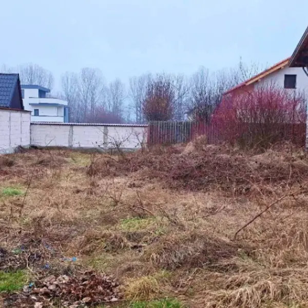 Teren – De Vânzare – Bujoreni – metri patrati – Teren Intravilan în Bujoreni, Vâlcea! Preț 39950 Euro
