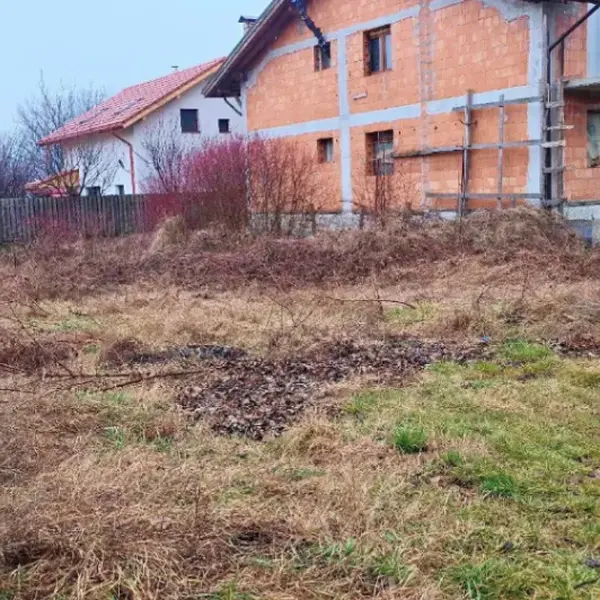 Teren – De Vânzare – Bujoreni – metri patrati – Teren Intravilan în Bujoreni, Vâlcea! Preț 39950 Euro