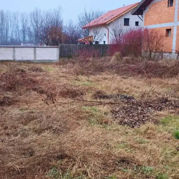 Teren – De Vânzare – Bujoreni – metri patrati – Teren Intravilan în Bujoreni, Vâlcea! Preț 39950 Euro